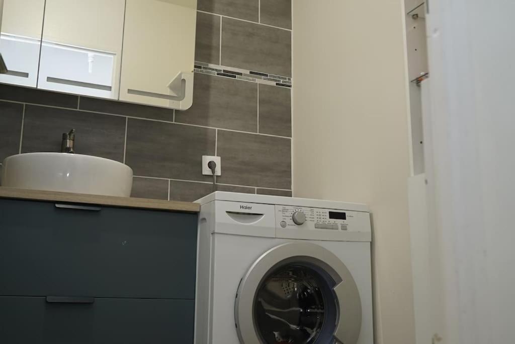 2 Bedrooms- 20' Paris - 25' Disneyland - Wifi 빌리에쉬르마른 외부 사진