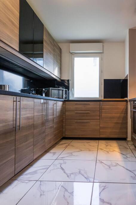 2 Bedrooms- 20' Paris - 25' Disneyland - Wifi 빌리에쉬르마른 외부 사진